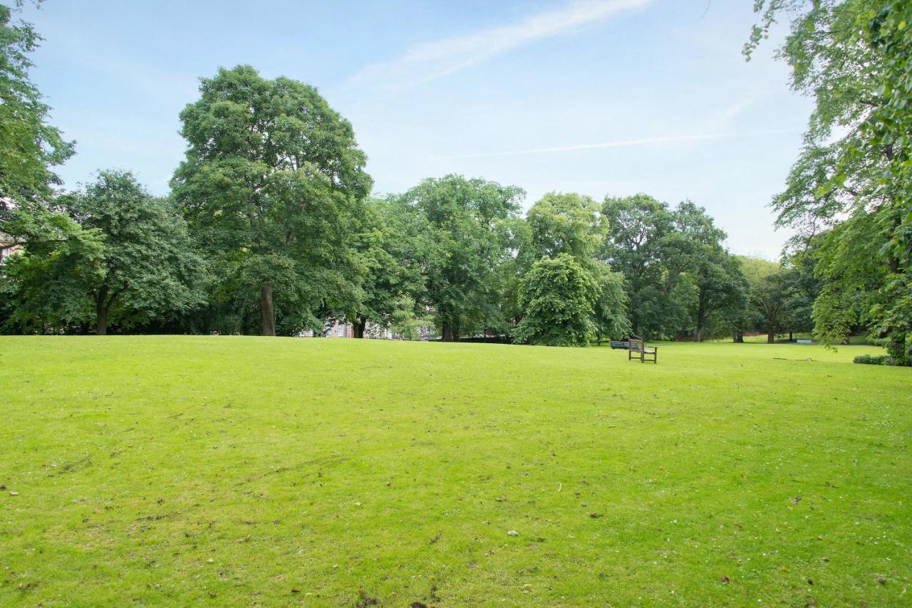 Charming Ground Floor Triple Room Edinburgh Eksteriør bilde